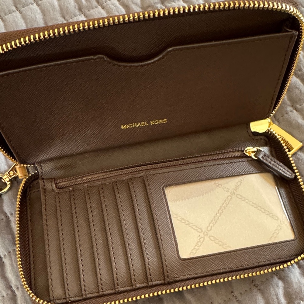 Michael Kors Wristlet Wallet - Picture 5 of 6